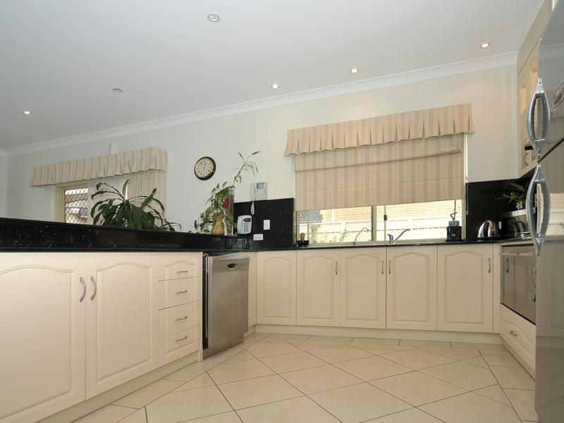 29 Linear Crescent, Walkley Heights SA 5098
