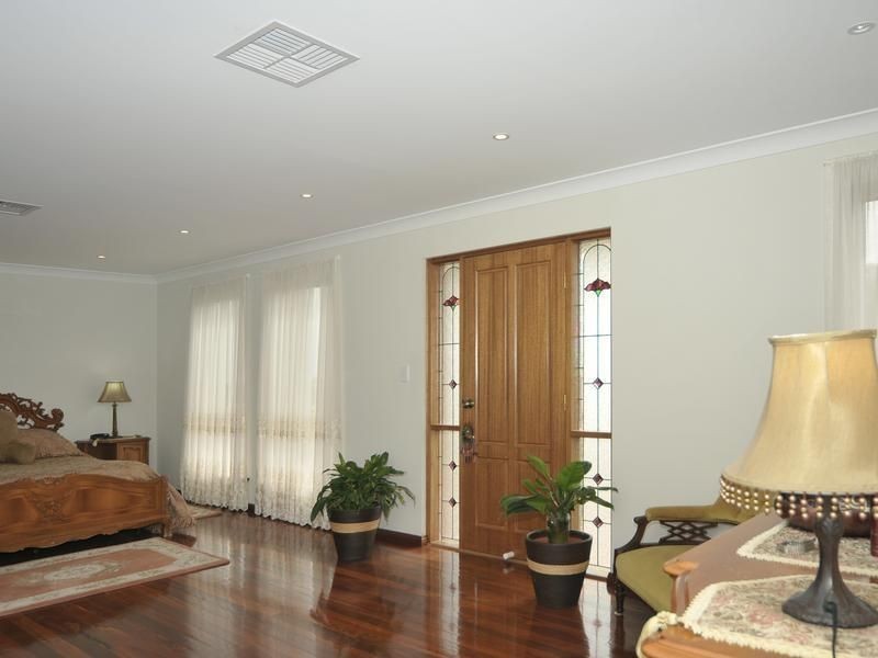 29 Linear Crescent, Walkley Heights SA 5098