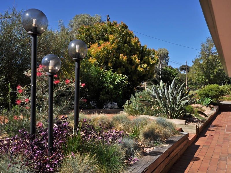 28 Kennington Road, Hope Valley SA 5090