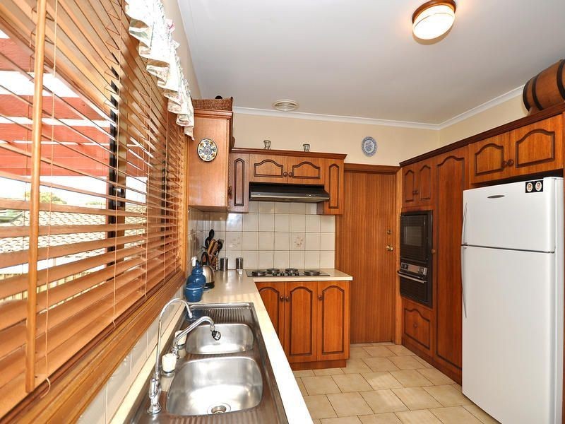 11 Austin Place, Wynn Vale SA 5127