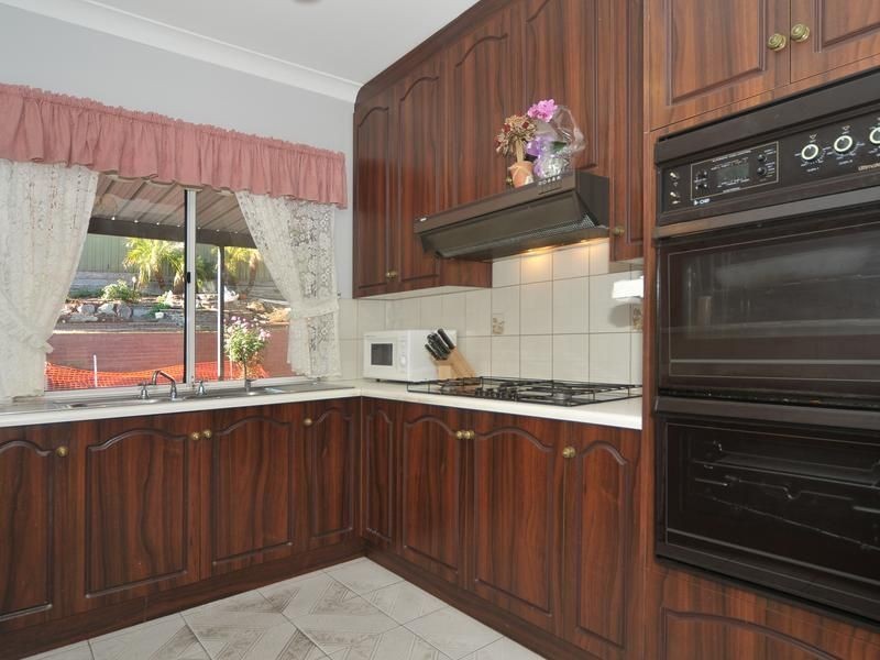 4 Foulis Court, Wynn Vale SA 5127