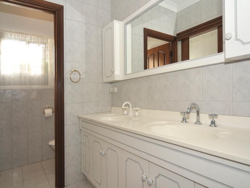 4 Foulis Court, Wynn Vale SA 5127