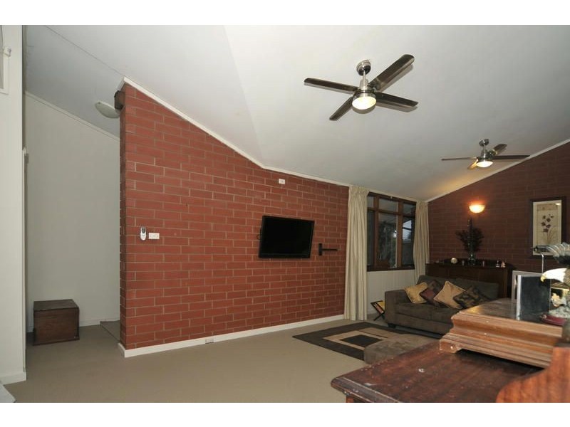 198 Milne Road, Para Hills SA 5096