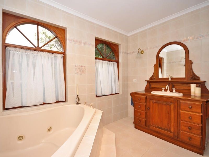 14 La Perouse Crescent, Fairview Park SA 5126