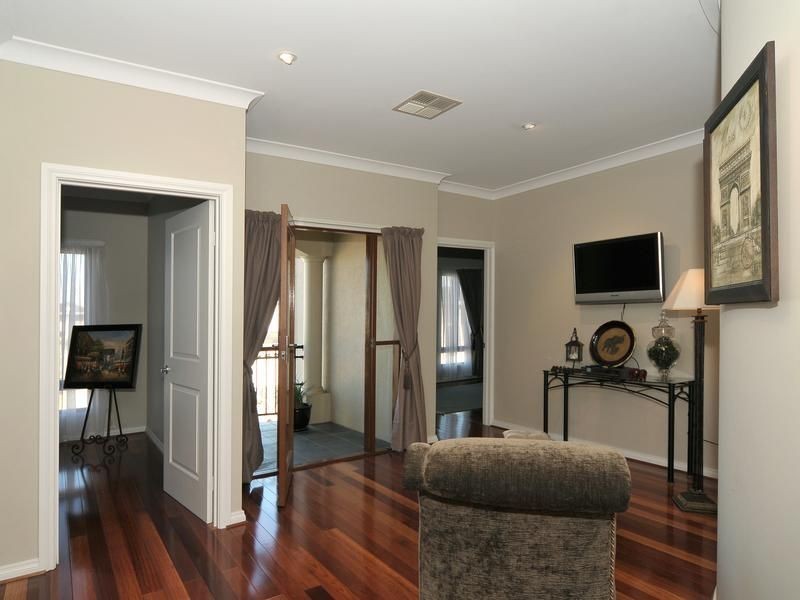 4 Atiu Street, Mawson Lakes SA 5095