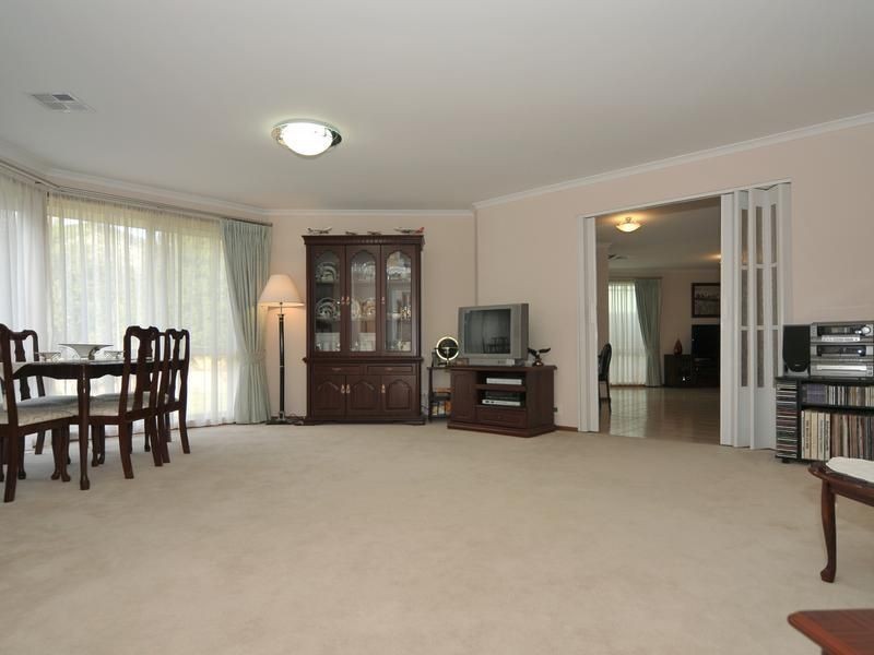 10 Brickwork Place, Walkley Heights SA 5098