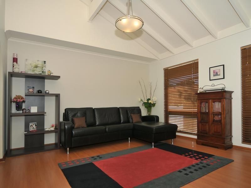 3 Marieberg Avenue, Modbury Heights SA 5092