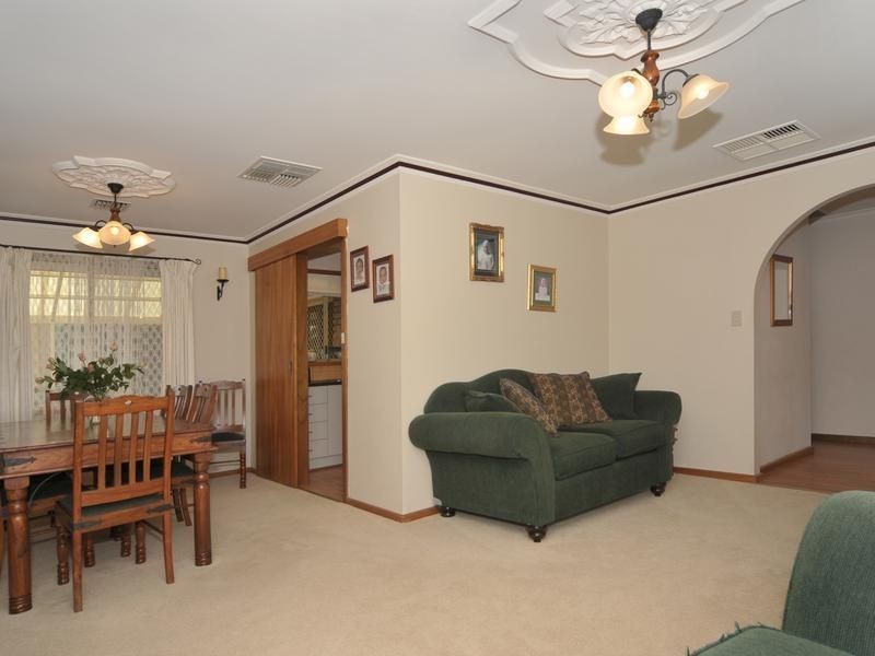 18 Brassington Avenue, Redwood Park SA 5097