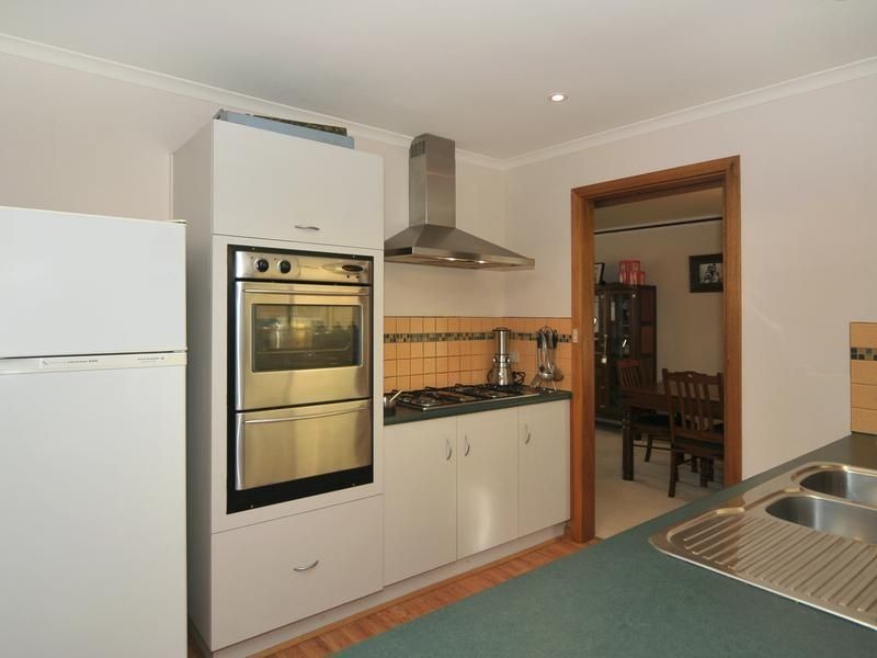 18 Brassington Avenue, Redwood Park SA 5097