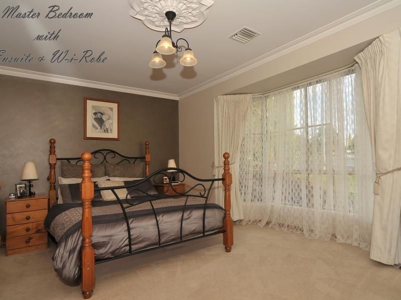 18 Brassington Avenue, Redwood Park SA 5097