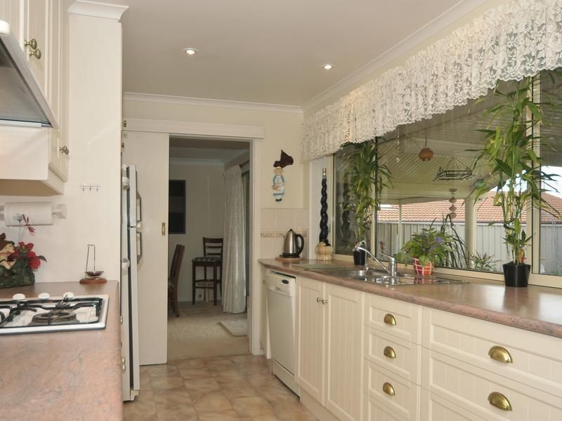 42 Brunel Drive, Modbury Heights SA 5092