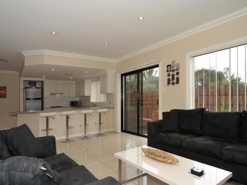 12A Maidos Grove, Valley View SA 5093