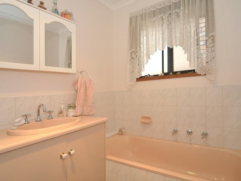 25 Burdett Drive, Paralowie SA 5108
