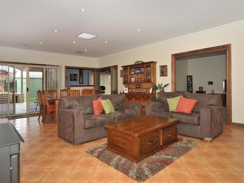 7 Orange Grove, Walkley Heights SA 5098