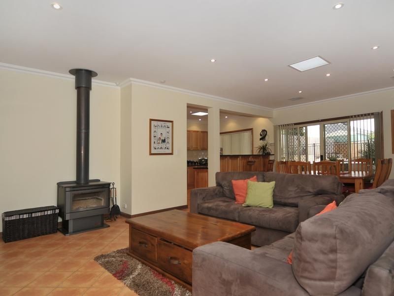 7 Orange Grove, Walkley Heights SA 5098