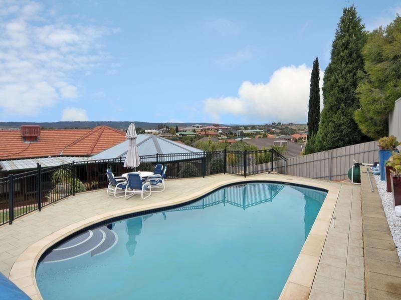 38 Reordan Drive, Greenwith SA 5125