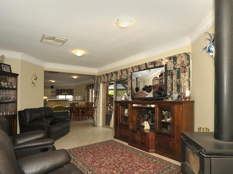 38 Reordan Drive, Greenwith SA 5125