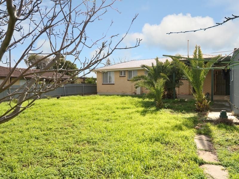 13 Shakespeare Way, Para Hills SA 5096