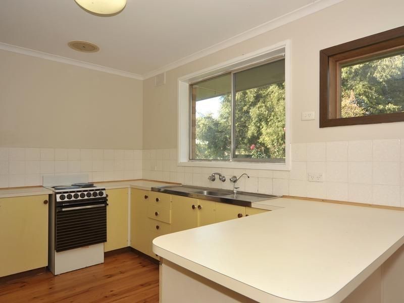 21 Tarni Street, Fairview Park SA 5126