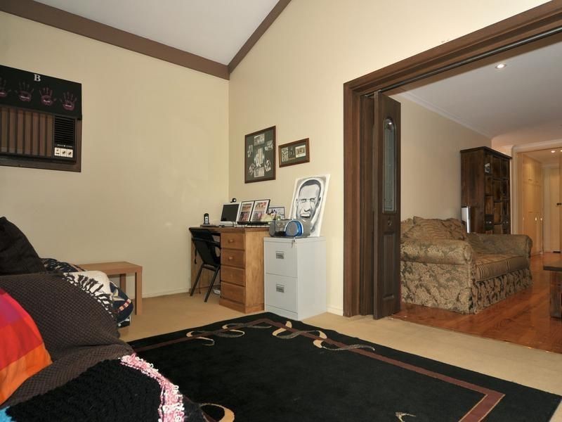 34 Katarama Road, Fairview Park SA 5126
