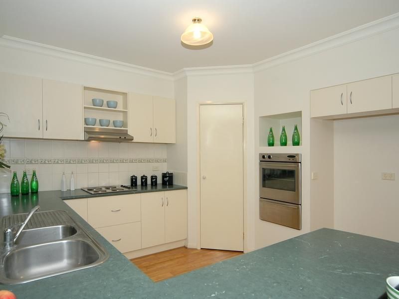 25 Humewood Place, Golden Grove SA 5125