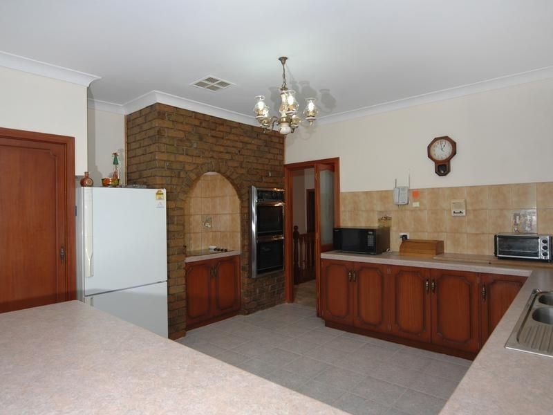 176 Target Hill Road, Salisbury Heights SA 5109