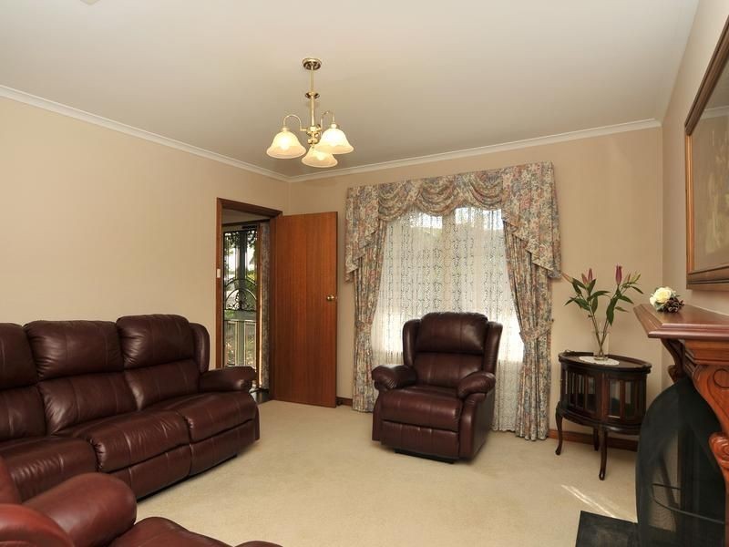25 De Pledge Court, Wynn Vale SA 5127