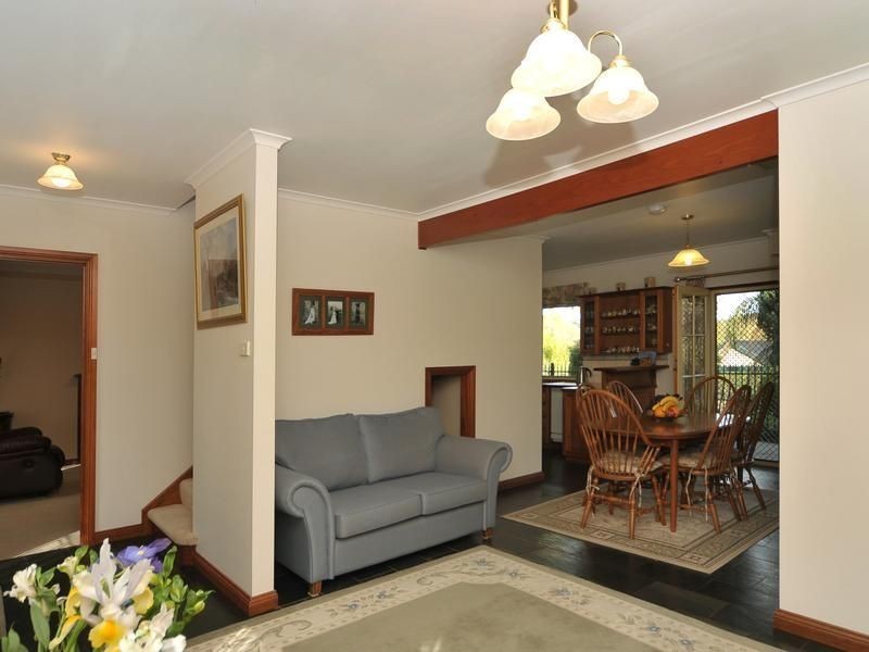25 De Pledge Court, Wynn Vale SA 5127
