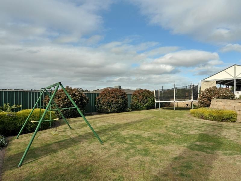 15 Christiana Crescent, Wynn Vale SA 5127