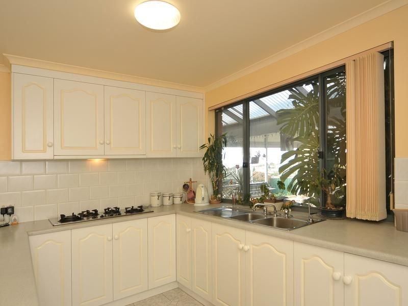 15 Christiana Crescent, Wynn Vale SA 5127