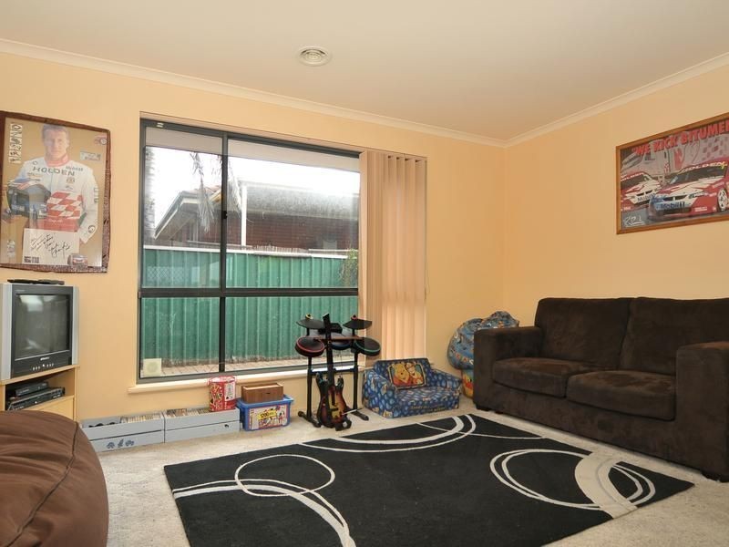 15 Christiana Crescent, Wynn Vale SA 5127