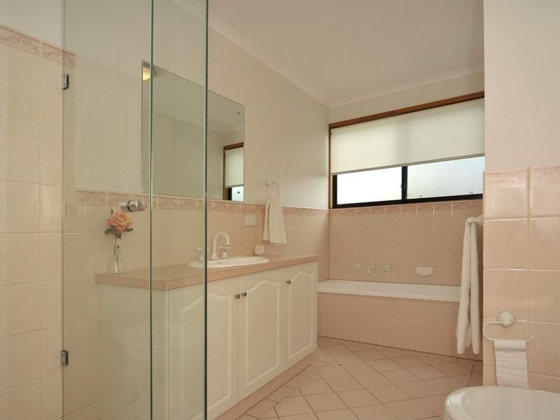 41 Bushmills Street, Greenwith SA 5125