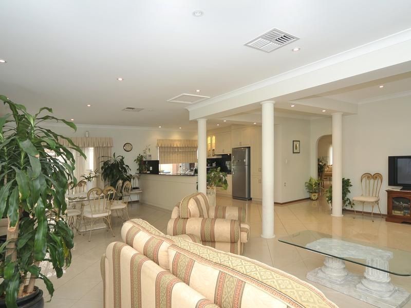 29 Linear Crescent, Walkley Heights SA 5098