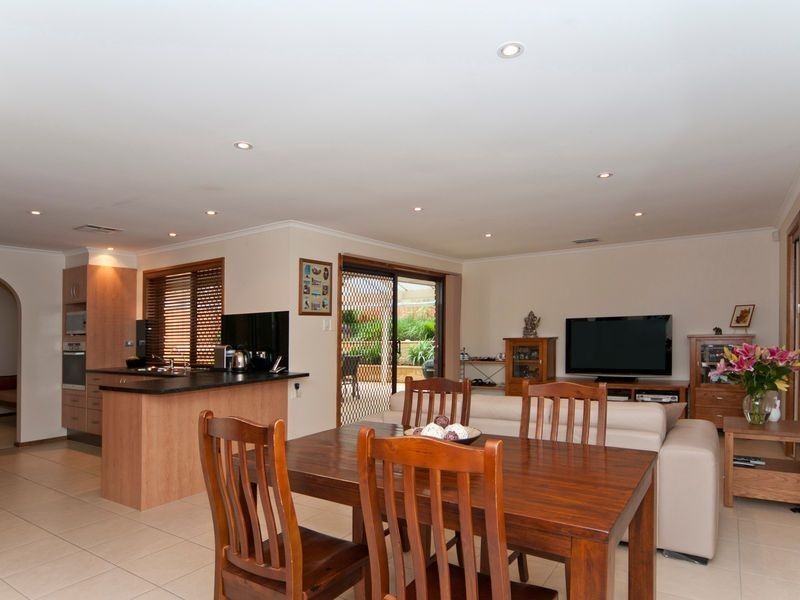 13 Austerlitz Court, Greenwith SA 5125