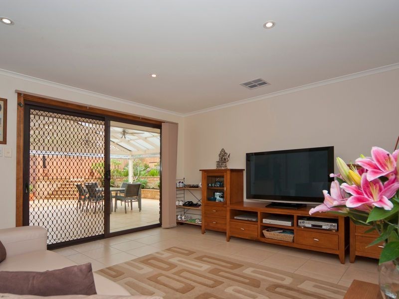13 Austerlitz Court, Greenwith SA 5125