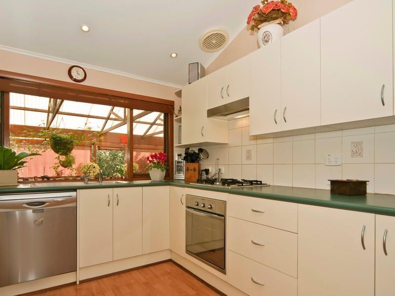 22 Dallas Court, Wynn Vale SA 5127