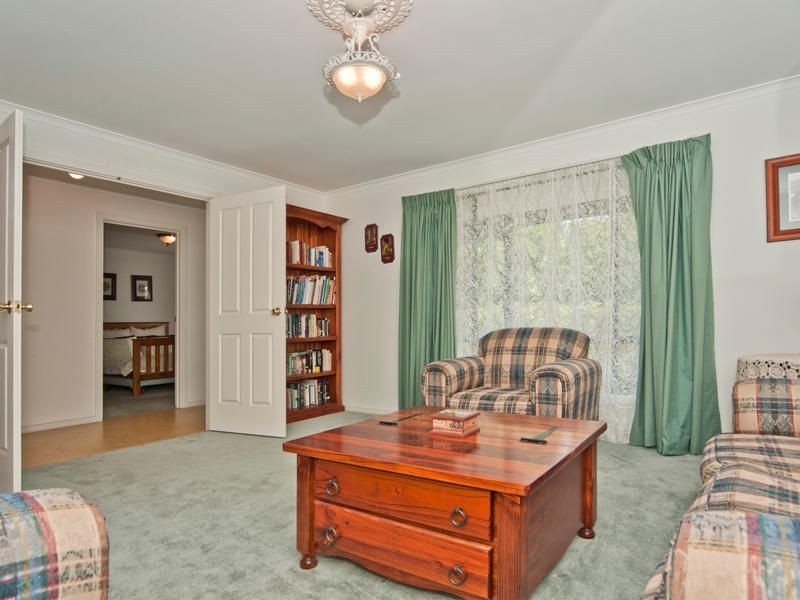 12 Bloomfield Avenue, Greenwith SA 5125