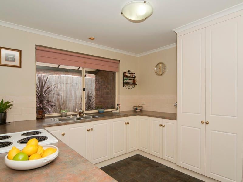 24 Carrail Grove, Greenwith SA 5125