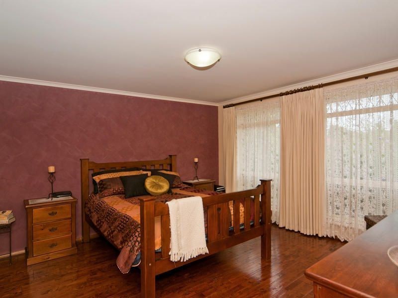 24 Carrail Grove, Greenwith SA 5125