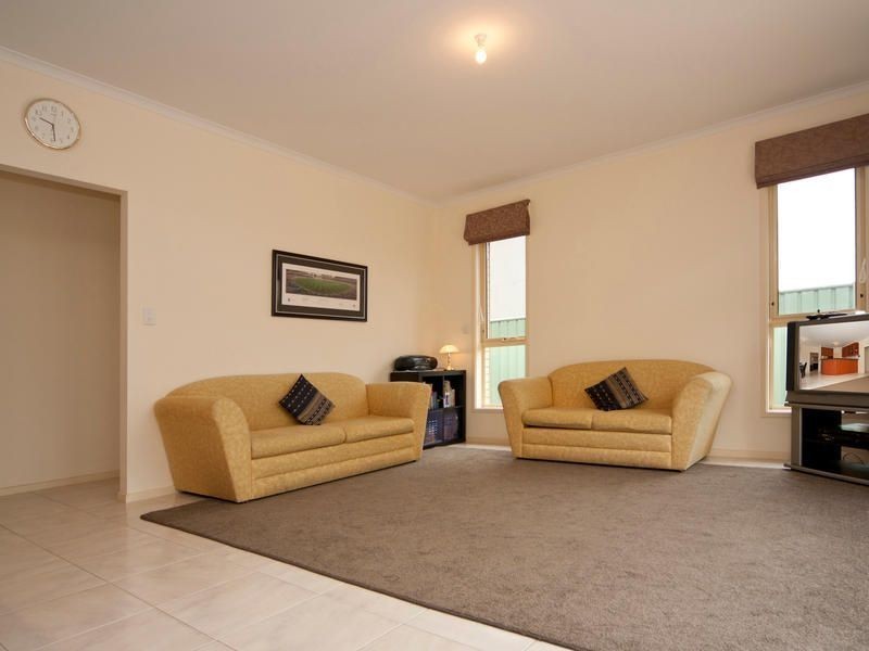 4 Gomera Street, Mawson Lakes SA 5095