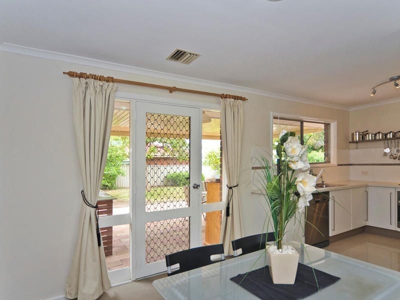 1 Palomino Parade, Wynn Vale SA 5127