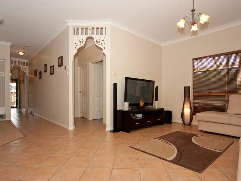 35 Featherstone Circuit, Greenwith SA 5125