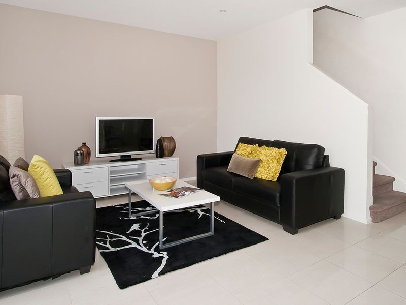 32/28a Davis Road, Glynde SA 5070