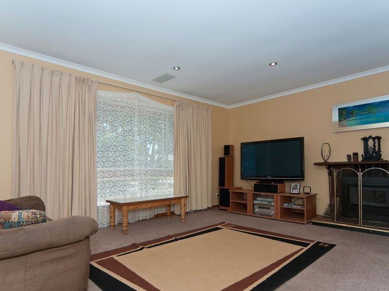 15 Hoylake Crescent, Fairview Park SA 5126