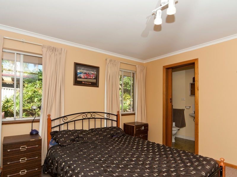 15 Hoylake Crescent, Fairview Park SA 5126