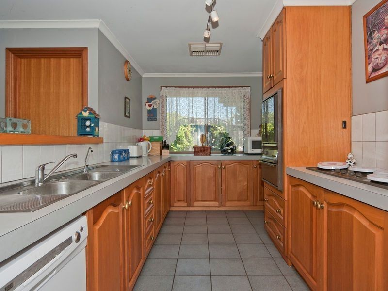 4 Parkhill Court, Wynn Vale SA 5127
