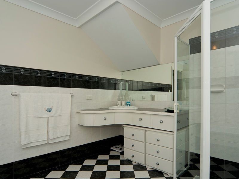 10 Claremont Road, Golden Grove SA 5125