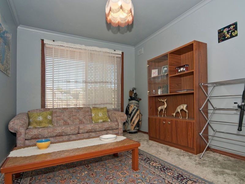 30 Telford Crescent, Modbury Heights SA 5092