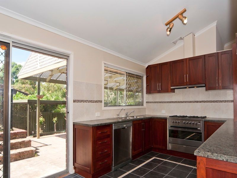 2 Wirilda Avenue, Surrey Downs SA 5126