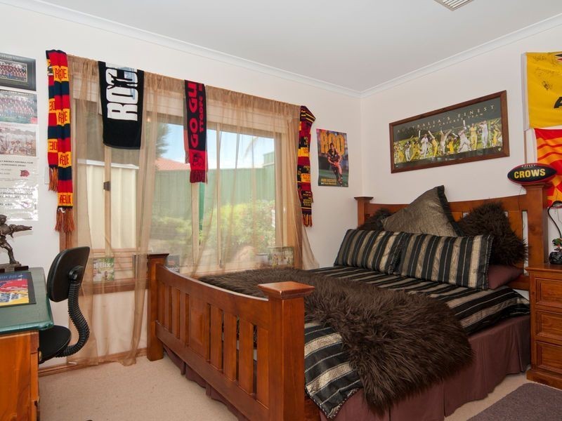 5 Lake Fortesque Ave, Greenwith SA 5125